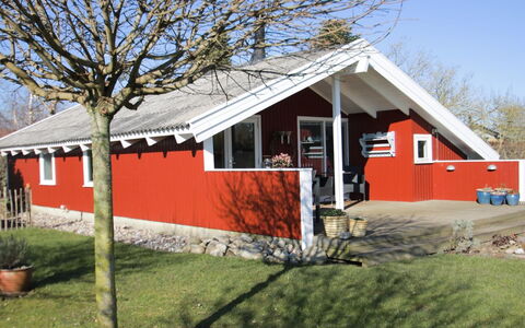 Akari - 400M from the Sea: House, Home, Roof, Residential Area, Cottage, Estate, Farmhouse, Lawn, Landscaping, Siding
