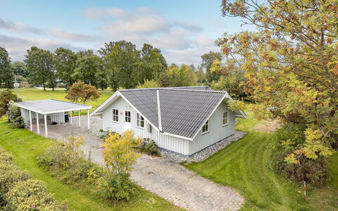 Armund - 300M from the Sea: Wood, Wood Stain, Plank, Hardwood, Cottage, Deck, Siding, Shade, Wood Flooring, Garden Buildings