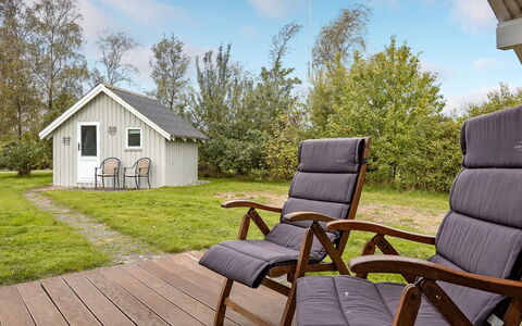 Armund - 300M from the Sea: Wood, Wood Stain, Plank, Hardwood, Cottage, Deck, Siding, Shade, Wood Flooring, Garden Buildings