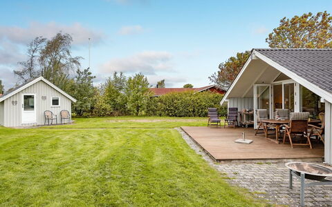 Armund - 300M from the Sea: Wood, Wood Stain, Plank, Hardwood, Cottage, Deck, Siding, Shade, Wood Flooring, Garden Buildings