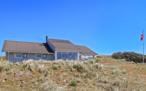 Wikar - 50M from the Sea: Architecture, Roof, Home, Composite Material, Daylighting, Siding, Driveway