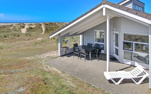 Wikar - 50M from the Sea: Architecture, Roof, Home, Composite Material, Daylighting, Siding, Driveway