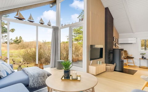 Julie - 1.5Km from the Sea: Interior Design, Wood, Ceiling, Flooring, Living Room, Home, Furniture, Floor, Couch, Room