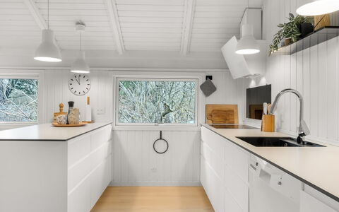Julie - 1.5Km from the Sea: Kitchen, Flooring, Interior Design, Wood, Countertop, Ceiling, Floor, Cabinetry, Light Fixture, Kitchen Appliance