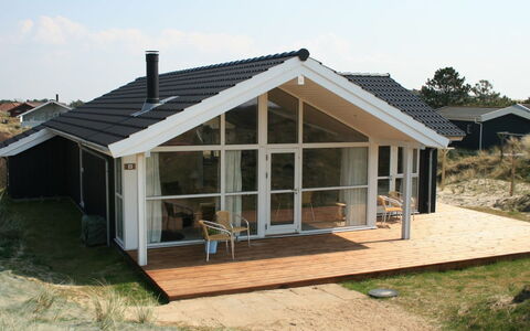 Fransiske - 800M from the Sea: Thatching, Cottage, House, Roof, Home, Farmhouse, Hut, Estate, Village