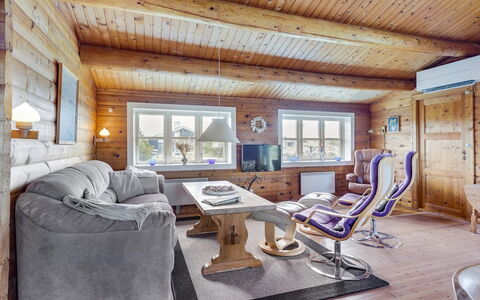 Anton - 1.5Km from the Sea: Cottage, Home, House, Roof, Porch, Estate, Siding, Garden Buildings, Farmhouse, Yard