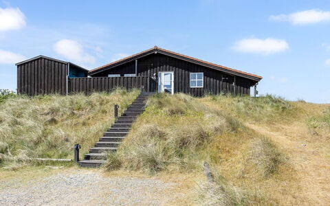 Benja - 200M from the Sea: Estate, Farm