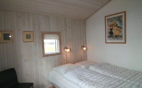 Benja - 200M from the Sea: Wood, Ceiling, Floor, Flooring, Interior Design, Bedroom, Bed Sheet, Bed, Bedding, Bed Frame