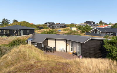 Jules - 300M from the Sea