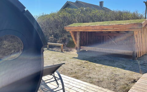 Faxi - 100M from the Sea: Estate, Farm