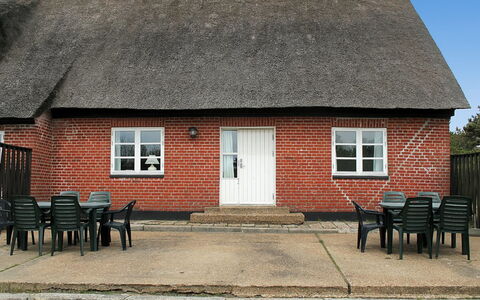 Catalina - 800M from the Sea: Estate, Farm