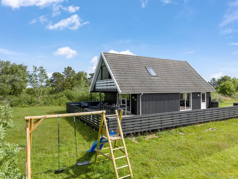 Sunita - 2.8Km from the Sea