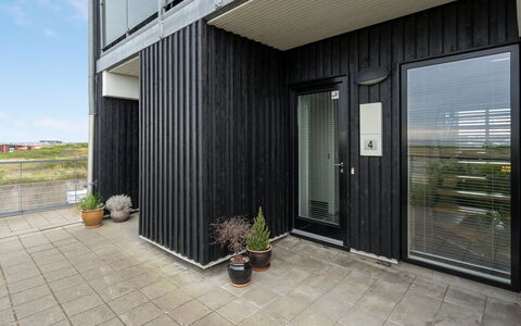 Pirkko - 100M from the Sea: Cottage, Shed, Hut, Farmhouse, Prairie, Shack, Barn, Log Cabin, Garden Buildings