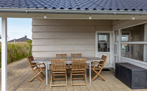 Gudmar - 500M from the Sea: Estate, Farm