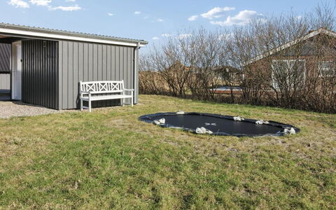 Mikka - 450M from the Sea: Roof, Land Lot, Cottage, Home, Rural Area, Shed, Siding, Garden Buildings, Log Cabin, Hut