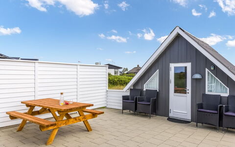Mikka - 450M from the Sea: Roof, Land Lot, Cottage, Home, Rural Area, Shed, Siding, Garden Buildings, Log Cabin, Hut
