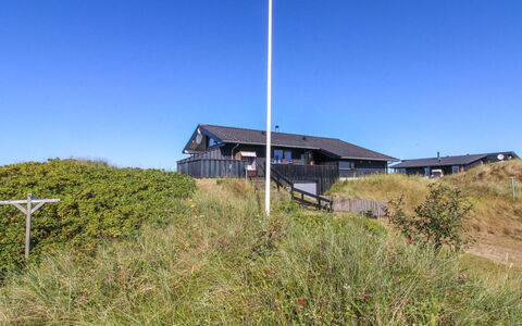 Alim - 300M from the Sea: Cottage, Shed, Hut, Farmhouse, Prairie, Shack, Barn, Log Cabin, Garden Buildings