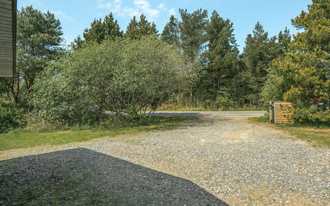 Vieno - 2.6Km from the Sea: Wood, Flooring, Furniture, Sink, Interior Design, Floor, Major Appliance, Countertop, Plumbing Fixture, Kitchen