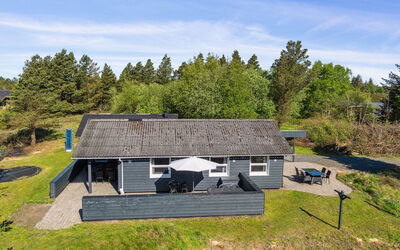 Glenna - 1.8Km from the Sea