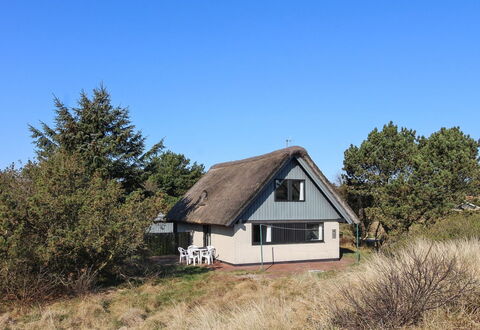 Pisana - 400M from the Sea: Wood, Cottage, Hardwood, Plank, Wood Stain, Garden Buildings, Design, Yard, Log Cabin, Backyard