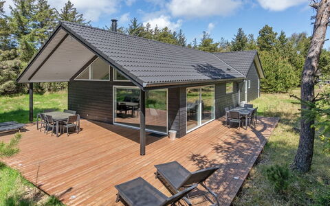 Delan - 1.3Km from the Sea: Estate, Farm