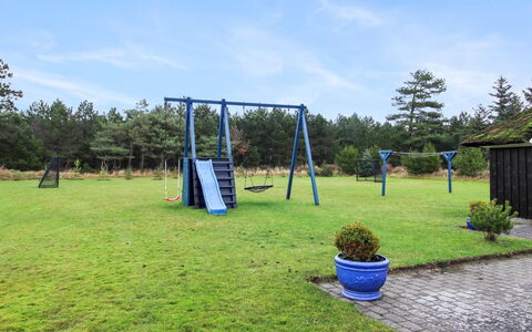 Hothbrod - 1.2Km from the Sea: Estate, Farm