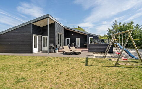 Siegfried - 500M from the Sea: Siding, Cottage, Hardwood, Estate, Plank, Design, Garden Buildings, Porch, Farmhouse