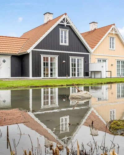 Folkmar - 800M from the Sea