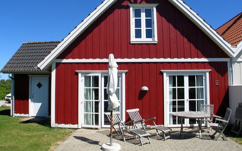 Thoran - from the Sea: Wood, Roof, Architecture, Home, House, Cottage, Siding, Hardwood, Slope, Estate