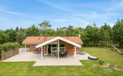 Salla - 1.2Km from the Sea: Grass, Grassland, Landscape, Ecoregion, Plain, Plant Community, Land Lot, Outdoor Furniture, Prairie, Shrubland