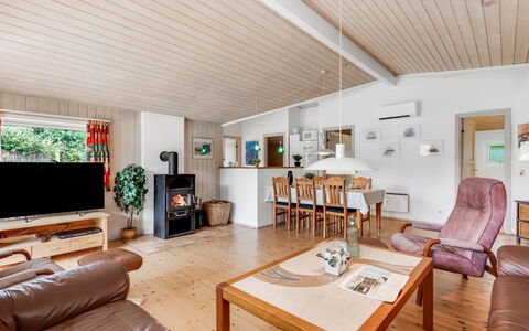 Salla - 1.2Km from the Sea: Wood, Furniture, Ceiling, Interior Design, Floor, Flooring, Home, House, Living Room, Room