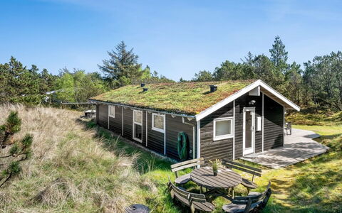 Abiorn - 2.5Km from the Sea: Cottage, Shed, Hut, Farmhouse, Prairie, Shack, Barn, Log Cabin, Garden Buildings
