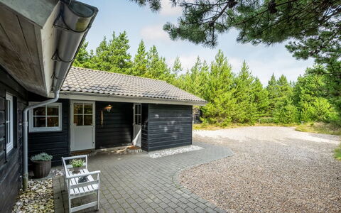 Tule - 1.2Km from the Sea: Cottage, Shed, Hut, Farmhouse, Prairie, Shack, Barn, Log Cabin, Garden Buildings