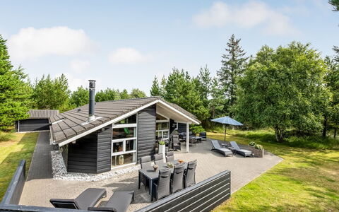 Tule - 1.2Km from the Sea: Cottage, Shed, Hut, Farmhouse, Prairie, Shack, Barn, Log Cabin, Garden Buildings