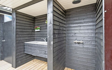 Fenno - 900M from the Sea: Cottage, Shed, Hut, Farmhouse, Prairie, Shack, Barn, Log Cabin, Garden Buildings