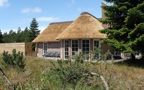 Ingmund - 2Km from the Sea: Building, Roof, Thatching, House, Cottage, Home, Residential Area, Land Lot, Door, Human Settlement