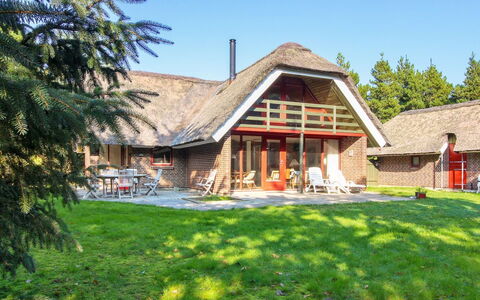 Alfons - 600M from the Sea: Roof, House, Land Lot, Home, Cottage, Estate, Garden Buildings, Shade, Log Cabin, Landscaping