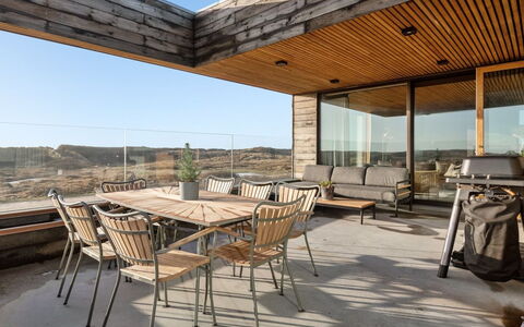 Caterina - 100M from the Sea: Wood, Sea, Cloud, Coastal And Oceanic Landforms, Deck, Ocean, Plank, Boardwalk, Coast, Hardwood