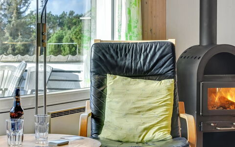 Tali - 700M from the Sea: Furniture, Interior Design, Flooring, Wood, Floor, Room, Lighting, Chair, Living Room, Ceiling
