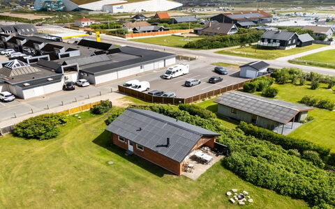 Dværg - 350M from the Sea: Roof, Residential Area, Bird'S-Eye View, Aerial Photography, Landscape, Plain, House, Land Lot, Suburb, Home