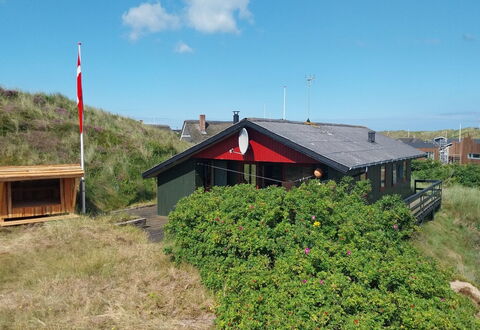 Bonde - from the Sea: Wood, Cottage, Hardwood, Plank, Wood Stain, Garden Buildings, Design, Yard, Log Cabin, Backyard