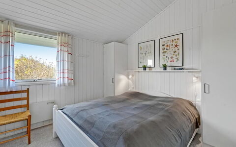 Thorgny - from the Sea: Wood, Bedroom, Ceiling, Bed, Interior Design, Flooring, Floor, Furniture, Bed Sheet, Bedding