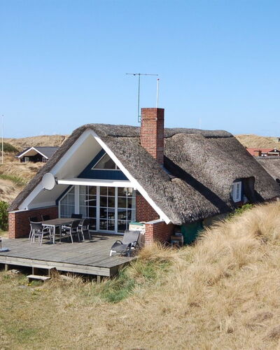 Edvard - 400M from the Sea