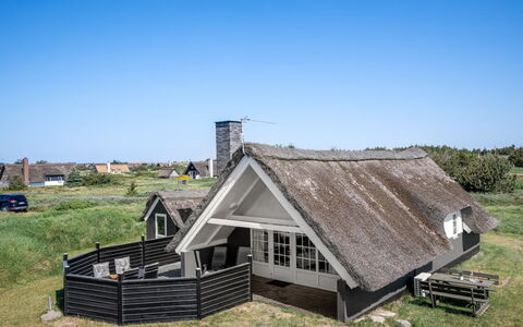 Franciska - 800M from the Sea: Roof, Land Lot, Cottage, Home, Rural Area, Shed, Siding, Garden Buildings, Log Cabin, Hut