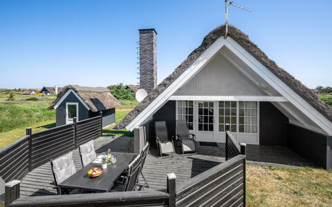 Franciska - 800M from the Sea: Roof, Land Lot, Cottage, Home, Rural Area, Shed, Siding, Garden Buildings, Log Cabin, Hut