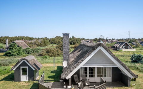 Franciska - 800M from the Sea: Roof, Land Lot, Cottage, Home, Rural Area, Shed, Siding, Garden Buildings, Log Cabin, Hut