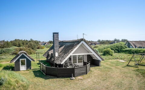 Franciska - 800M from the Sea: Roof, Land Lot, Cottage, Home, Rural Area, Shed, Siding, Garden Buildings, Log Cabin, Hut