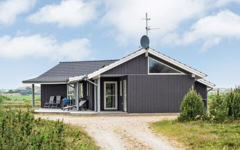 Luzia - 1.2Km from the Sea: House, Roof, Home, Cottage, Shed, Garden Buildings, Siding, Yard, Log Cabin, Hut