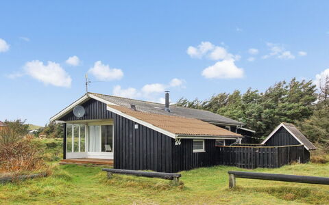 Babo - from the Sea: Cottage, Shed, Hut, Farmhouse, Prairie, Shack, Barn, Log Cabin, Garden Buildings