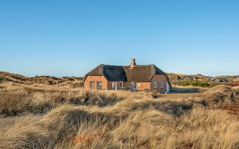 Hærulf - 300M from the Sea: Cottage, Shed, Hut, Farmhouse, Prairie, Shack, Barn, Log Cabin, Garden Buildings